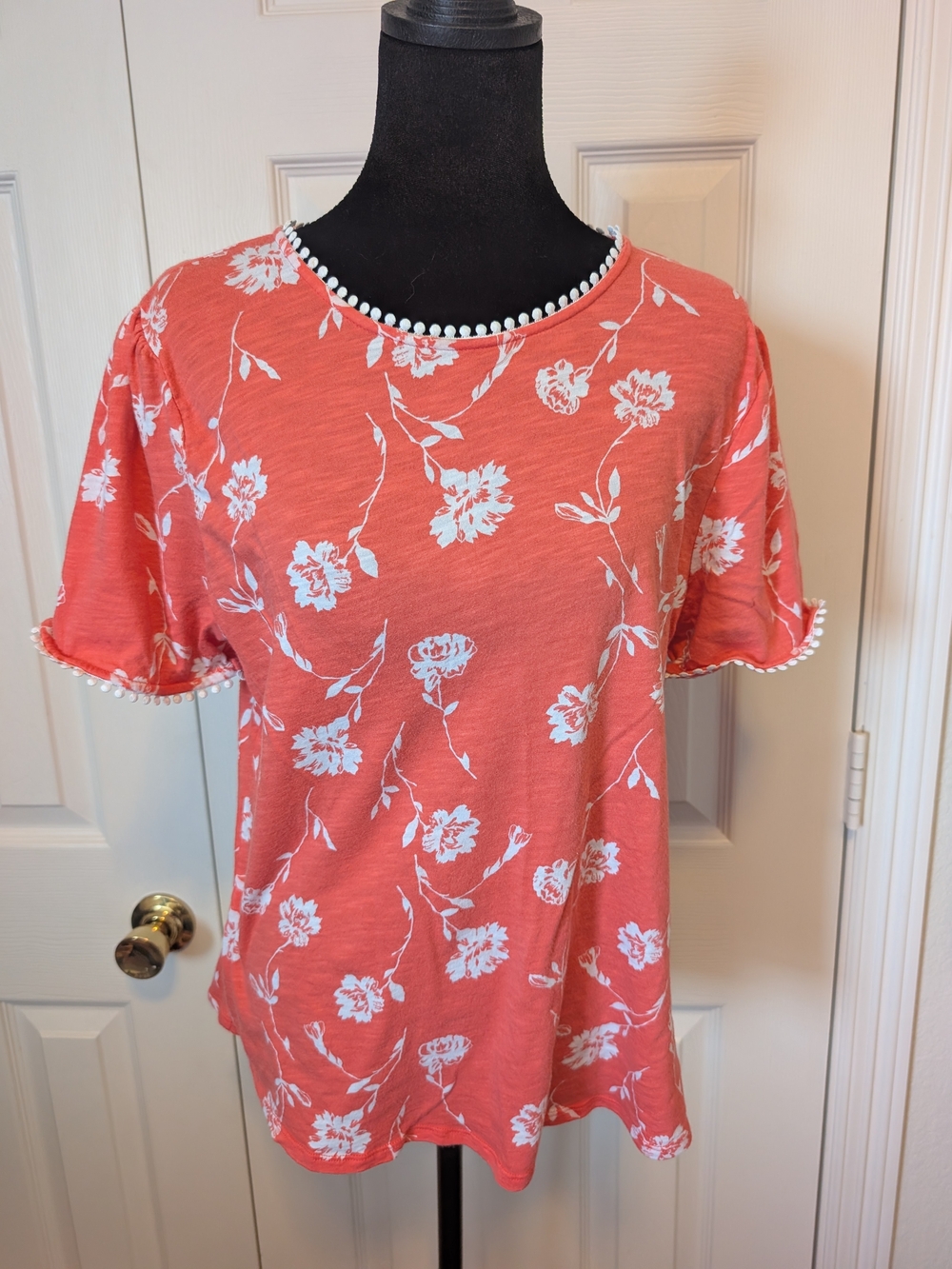 Cato Coral Floral Short Sleeve Tee with White Pom Trim